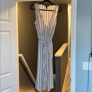 Forever 21 stripped wide-leg pants jumpsuit